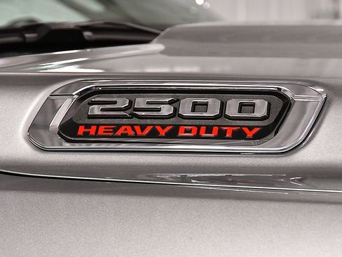 Used 2024 RAM 2500 Laramie image 12