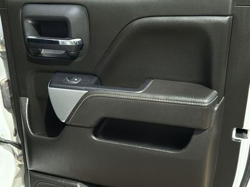 Used 2018 Chevrolet Silverado 1500 LT w/ All Star Edition image 35