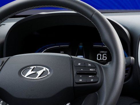 New 2026 Hyundai Venue SEL FWD image 14