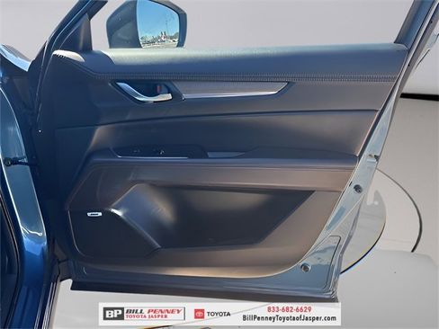 Used 2022 MAZDA CX-5 Signature image 9