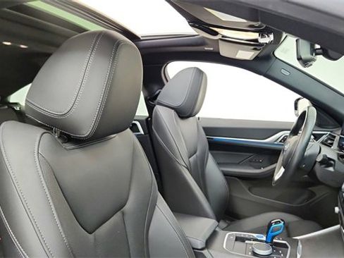 Used 2023 BMW i4 eDrive35 w/ Premium Package image 21