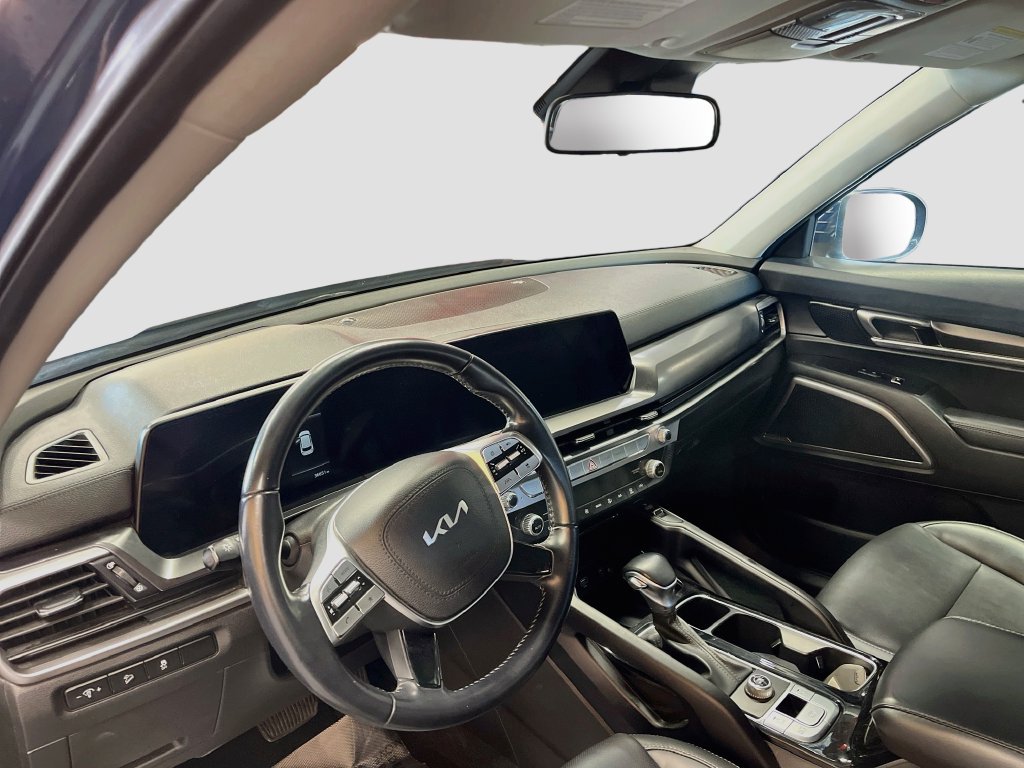 Used 2024 Kia Telluride S w/ S Sunroof Package FWD image 9