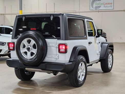 Used 2021 Jeep Wrangler Sport S image 8