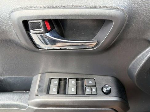 Certified 2023 Toyota Tacoma TRD Off-Road image 8