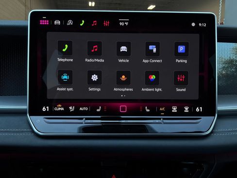 Used 2026 Volkswagen Tiguan SE FWD image 29