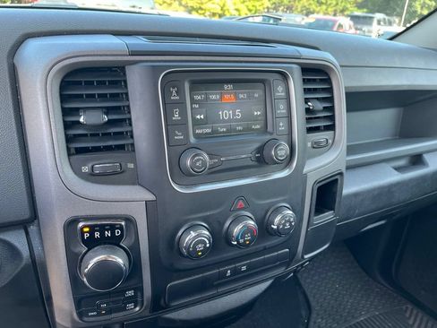 Used 2015 RAM 1500 Express AWD/4WD image 14