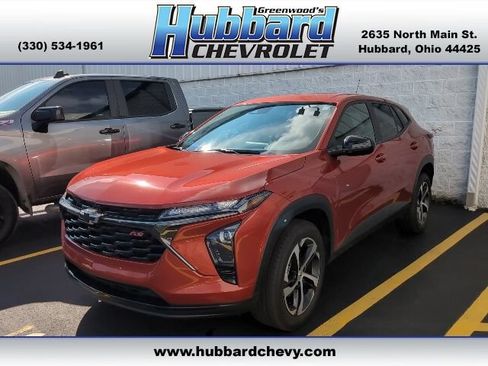 Used 2024 Chevrolet Trax RS w/ Driver Confidence Package FWD image 1