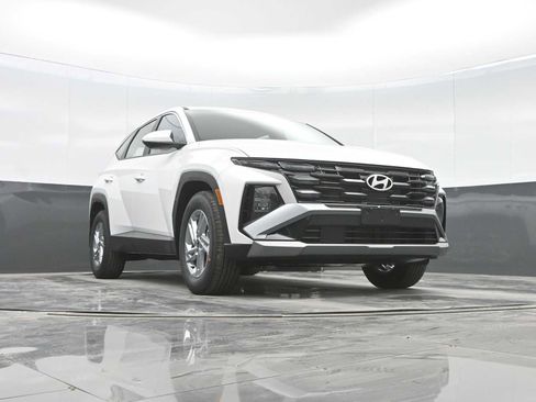 New 2026 Hyundai Tucson SE image 22