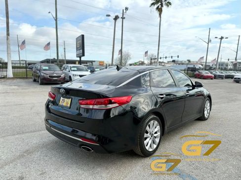 Used 2018 Kia Optima LX w/ 17" Alloy Wheels Package FWD image 8