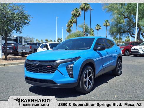 Used 2024 Chevrolet Trax RS w/ Driver Confidence Package FWD image 1