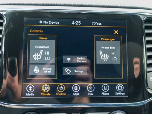 Used 2022 Jeep Grand Cherokee Laredo X image 49