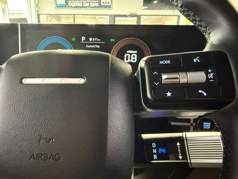 Used 2026 Hyundai Santa Fe SEL image 16