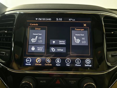 Used 2021 Jeep Grand Cherokee Limited w/ Sun & Sound Group AWD/4WD image 28