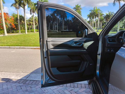 Used 2021 Chevrolet Tahoe RST RWD image 9