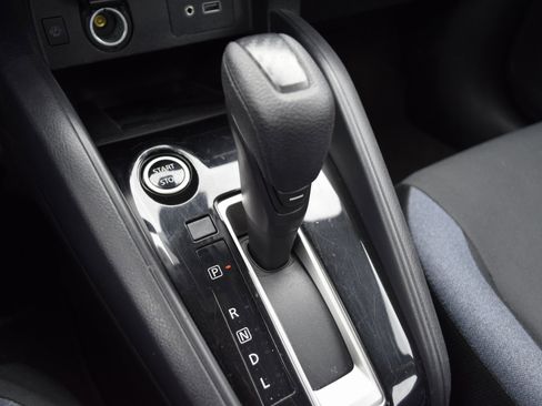 Used 2023 Nissan Versa SV image 15