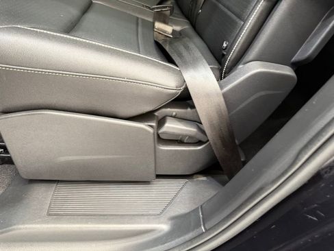 Used 2021 Volkswagen Atlas SE w/ Panoramic Sunroof Package image 16