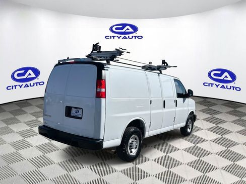 Used 2020 Chevrolet Express 2500 w/ Driver Convenience Package image 3