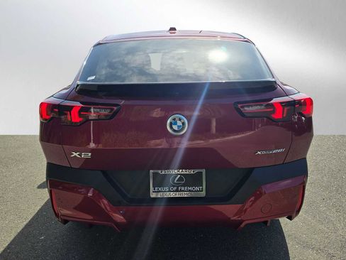 Used 2025 BMW X2 xDrive28i w/ Convenience Package AWD/4WD image 4