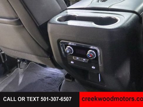Used 2023 GMC Yukon SLT AWD/4WD image 50