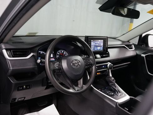 Certified 2022 Toyota RAV4 LE image 11
