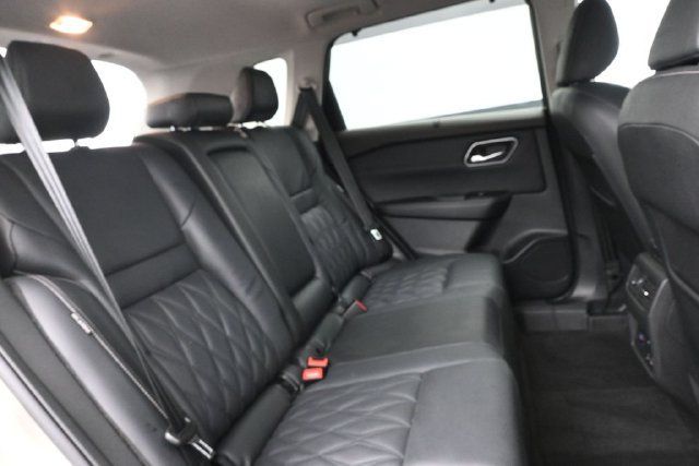 Used 2021 Nissan Rogue Platinum FWD image 28