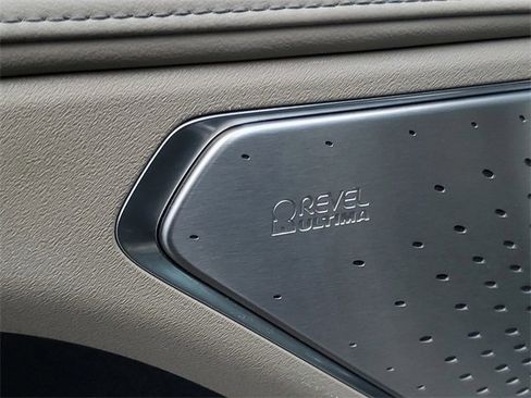 Certified 2024 Lincoln Nautilus Reserve w/ Equipment Group 203A image 18