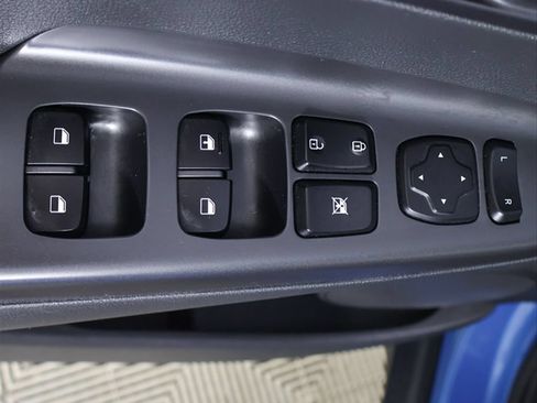 Used 2018 Hyundai Kona SE AWD/4WD image 27