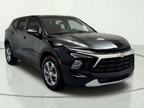 Used 2024 Chevrolet Blazer LT w/ LPO, Floor Liner Package FWD image 7