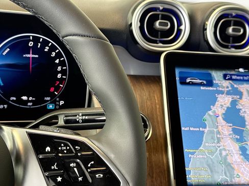 New 2026 Mercedes-Benz GLC 350e 4MATIC image 15