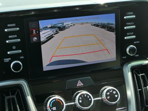 Used 2023 Kia Sorento LX FWD image 20