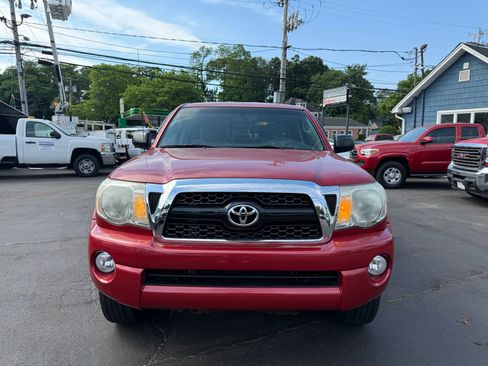 Used 2011 Toyota Tacoma 4x4 Double Cab w/ SR5 Pkg #2 image 2