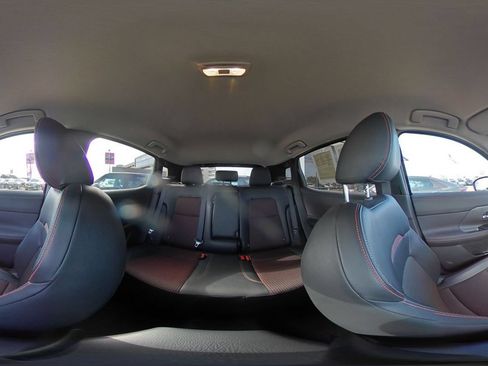 Used 2026 Nissan Kicks SR AWD/4WD image 41