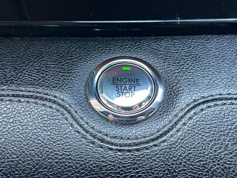 Certified 2019 Lincoln Navigator L Reserve image 23