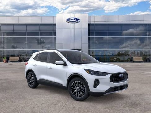 New 2025 Ford Escape SE w/ PHEV Premium Package FWD image 7
