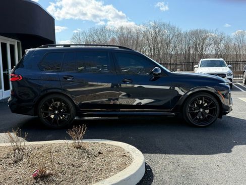 Used 2025 BMW X7 xDrive40i w/ M Sport Package AWD/4WD image 10