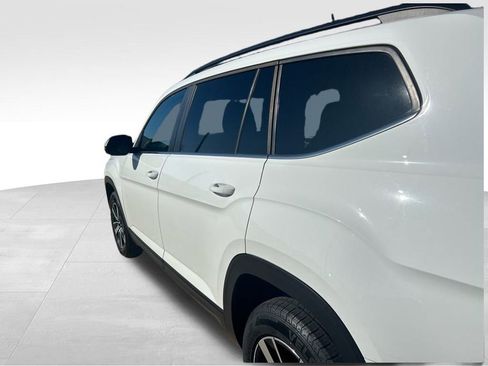 Used 2022 Volkswagen Atlas SE image 28