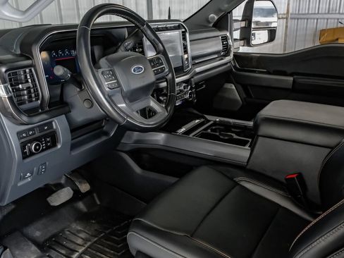 Used 2024 Ford F250 Lariat w/ Lariat Ultimate Package AWD/4WD image 13