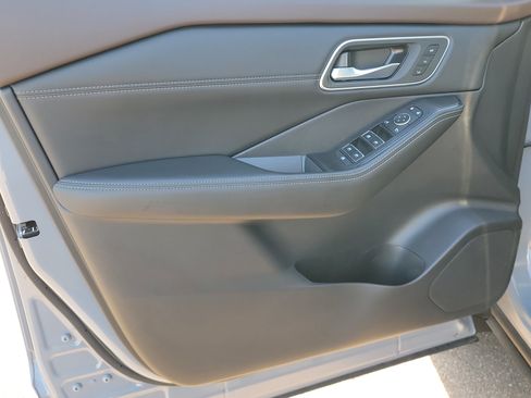 Certified 2021 Nissan Rogue SL image 21