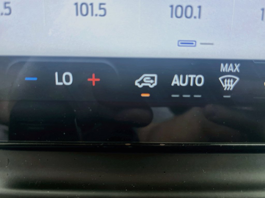 Used 2026 Ford Transit 250 148 Medium Roof Extended AWD image 15