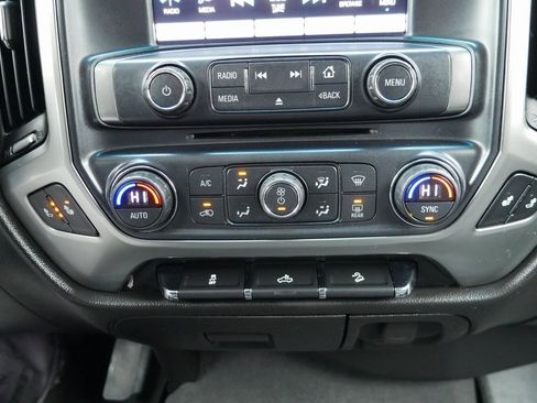 Used 2019 Chevrolet Silverado 1500 LT w/ All Star Edition image 18