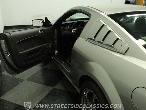 Used 2008 Ford Mustang GT RWD image 33