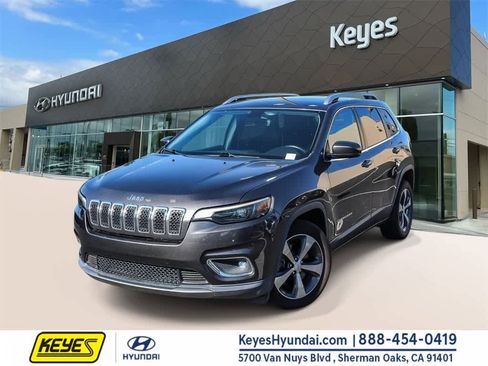 Used 2019 Jeep Cherokee Limited image 1