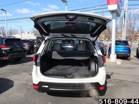 Used 2023 Subaru Forester Premium image 32