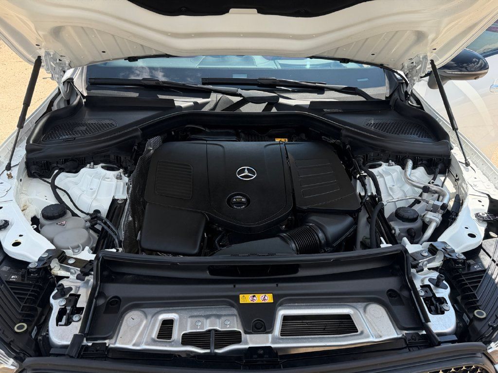 Certified 2023 Mercedes-Benz GLC 300 image 21
