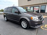 Used 2016 Dodge Grand Caravan SXT image 2