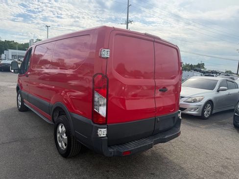 Used 2017 Ford Transit 250 130 Low Roof RWD image 6