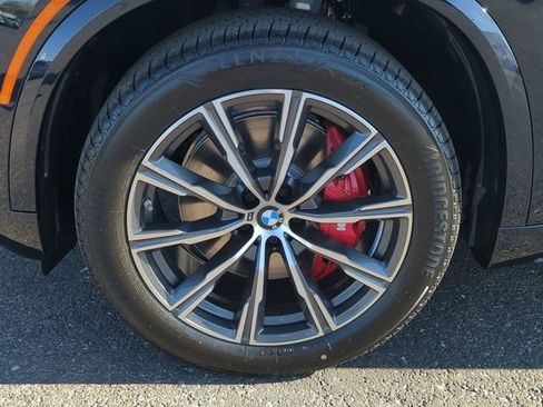 Used 2026 BMW X5 xDrive40i w/ M Sport Package image 10