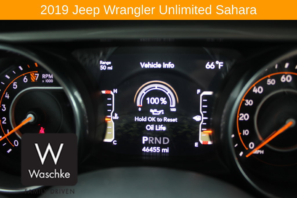 Used 2019 Jeep Wrangler Unlimited Sahara AWD/4WD image 31