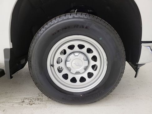 New 2025 Chevrolet Silverado 1500 W/T w/ WT Value Package image 18