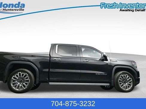 Used 2023 GMC Sierra 1500 Denali w/ Denali Reserve Package AWD/4WD image 43
